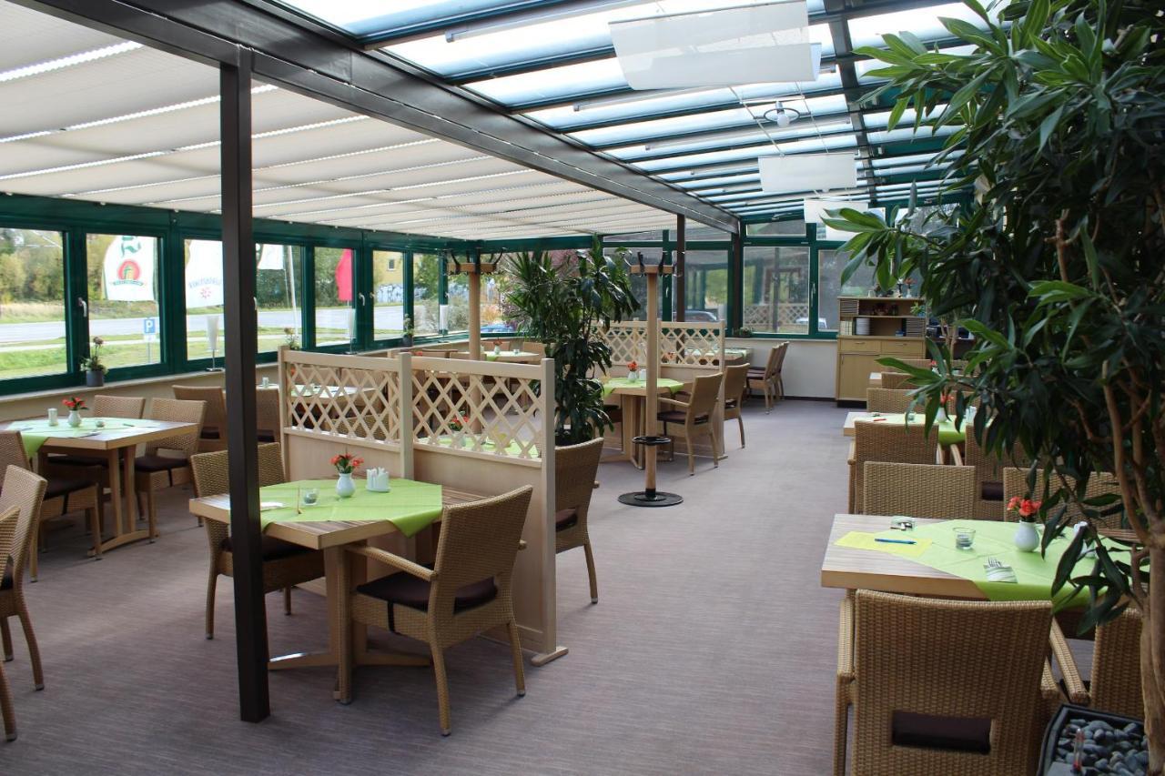 Hotel An Der Hasenheide Bentwisch エクステリア 写真