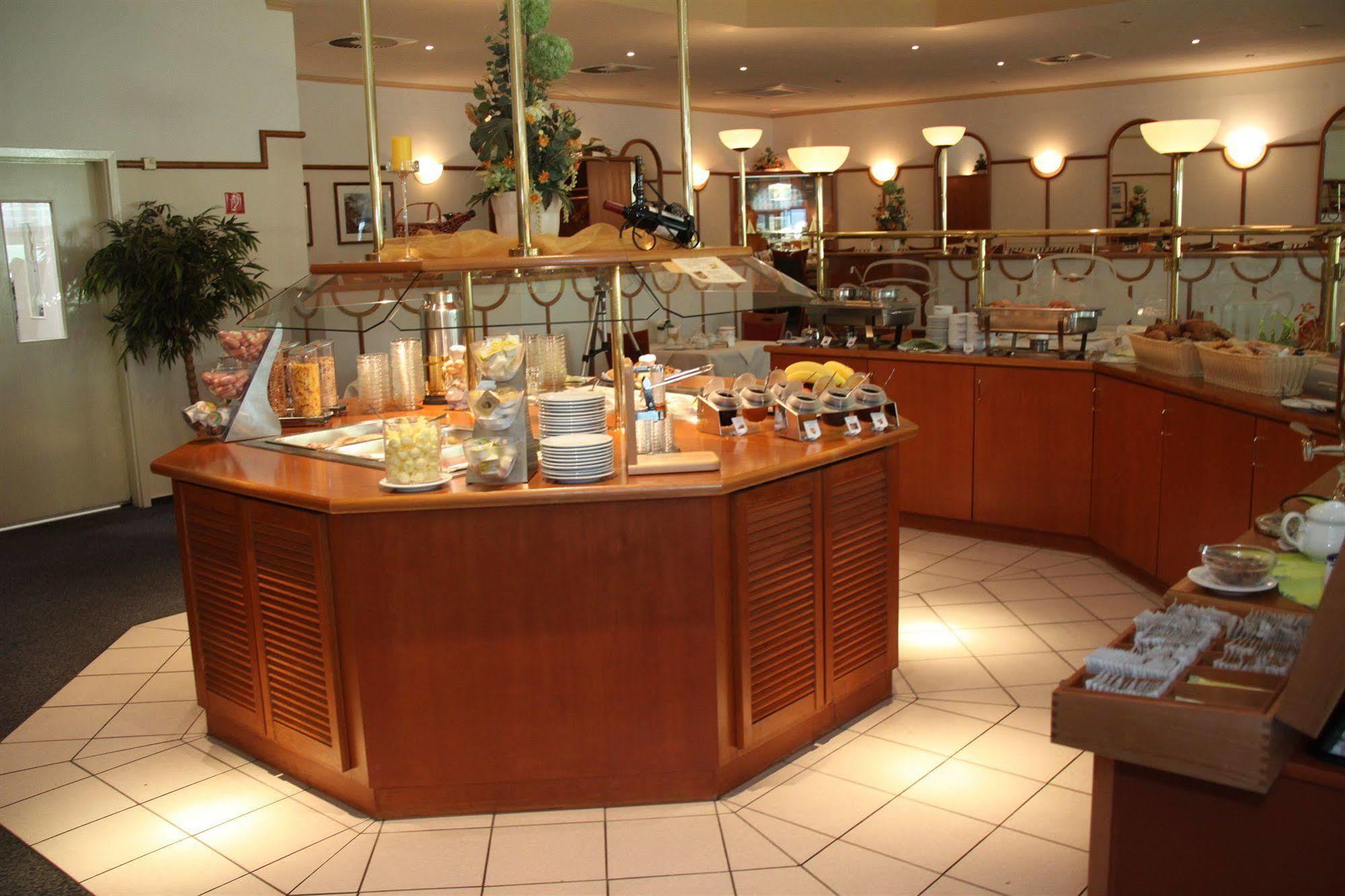 Hotel An Der Hasenheide Bentwisch エクステリア 写真